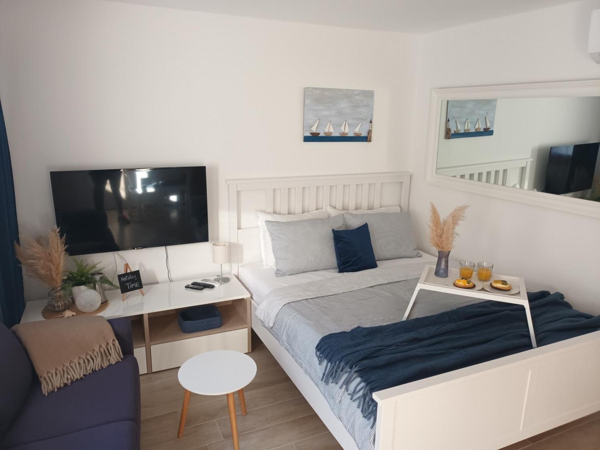 App Hedonist Novigrad Istria