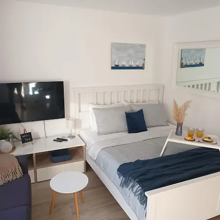 App Hedonist Appartement Novigrad Istria Buitenkant foto